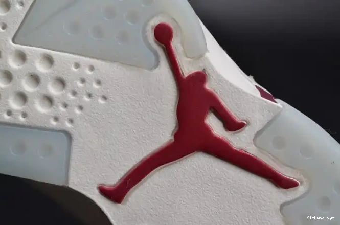 6 Retro Jordan Air white 384664-116 Maroon 0516